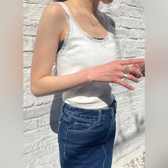 Brandy melville beyonca lace crop tank top - Picture 1 of 4